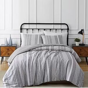 Elegant Striped Flannel Duvet Cover Set in Gray and BlackFULL/ QUEEN